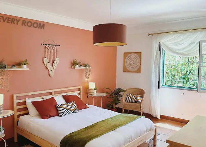 Coastal Garden Paradise Retreat- 6 Min From The Charneca (Setubal)
