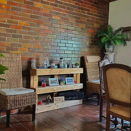 Coastal Garden Paradise Retreat- 6 Min From The *
