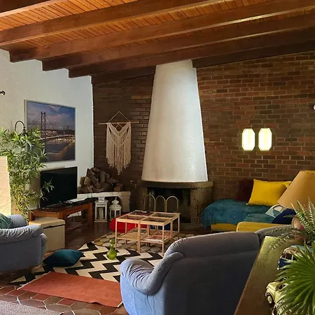 Guest house Coastal Garden Paradise Retreat- 6 Min From The Charneca (Setubal)