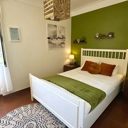 Coastal Garden Paradise Retreat- 6 Min From The Guest house
