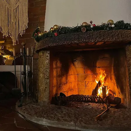 Coastal Garden Paradise Retreat- 6 Min From The Guest house Charneca (Setubal)