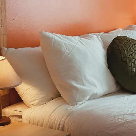 Guest house Coastal Garden Paradise Retreat- 6 Min From The