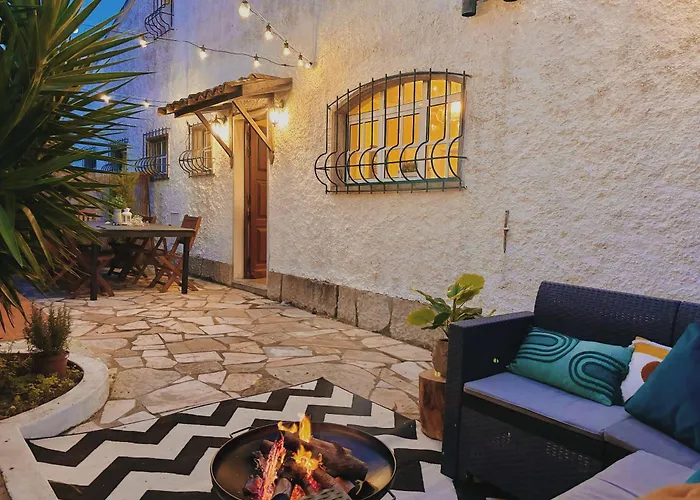 Coastal Garden Paradise Retreat- 6 Min From The *